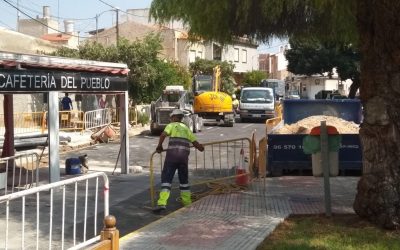 Catral renueva la red de agua potable en la calle La Cruz